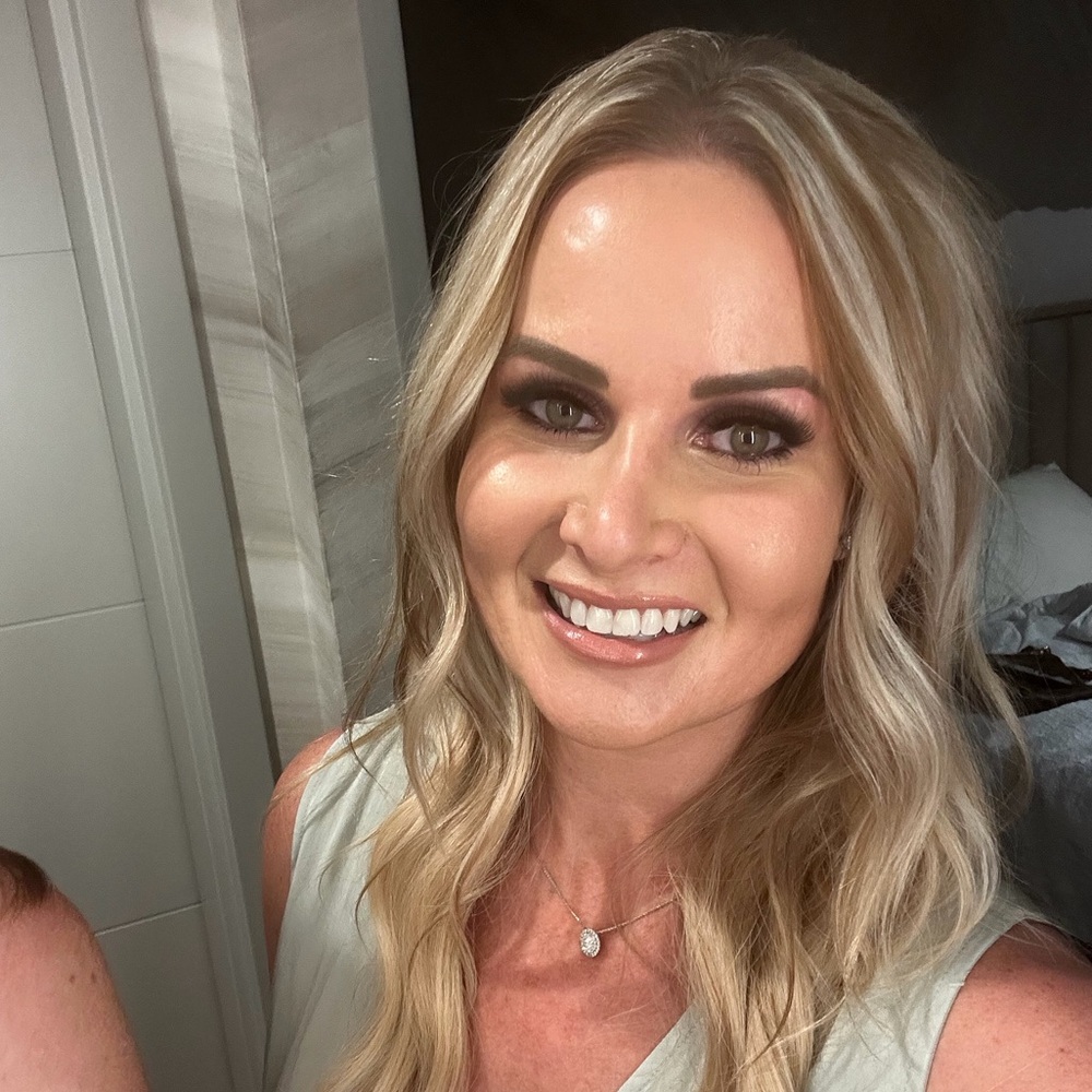 Meet your Posher, Julie